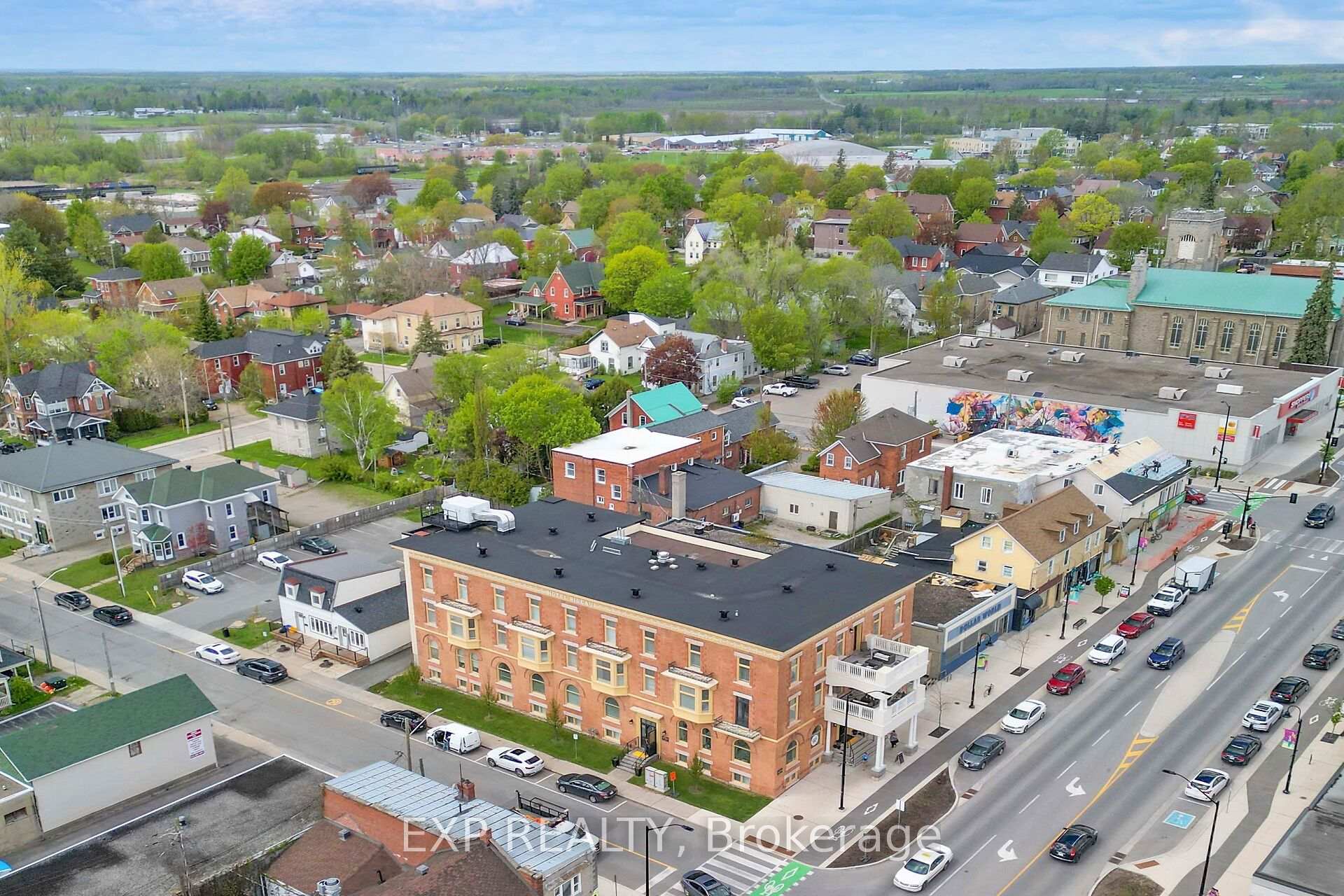 Photo 3 of Unit 302, 20 Beckwith Street N, Smiths Falls — HOMEH