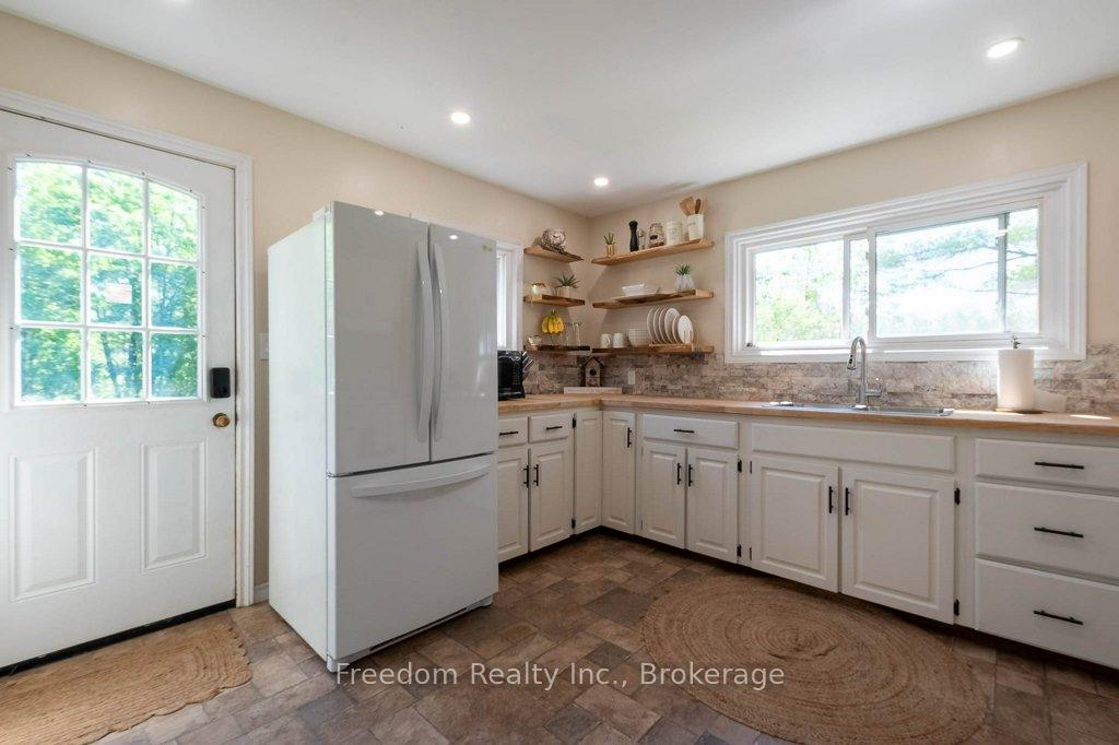Photo 14 of 1216 Kitchen Side Road, Severn, Rural Severn — HOMEH