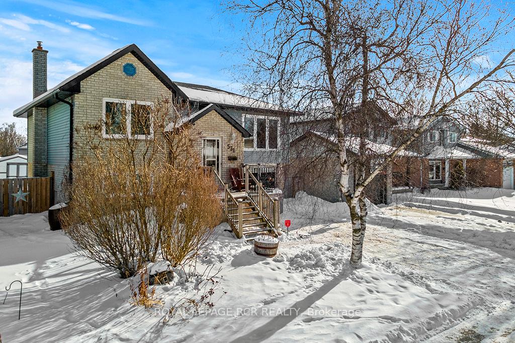 Photo 2 of 531 Park Avenue, Shelburne — HOMEH