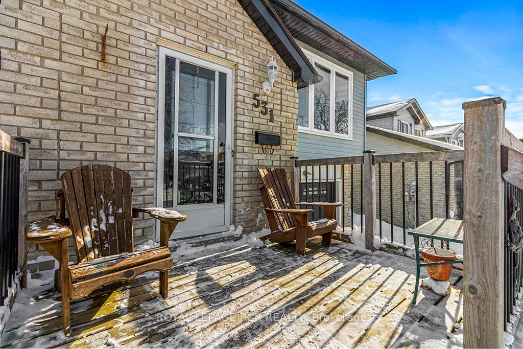 Photo 4 of 531 Park Avenue, Shelburne — HOMEH