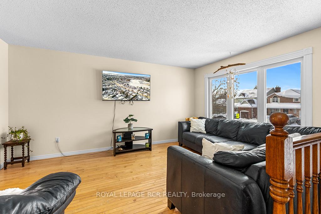 Photo 7 of 531 Park Avenue, Shelburne — HOMEH