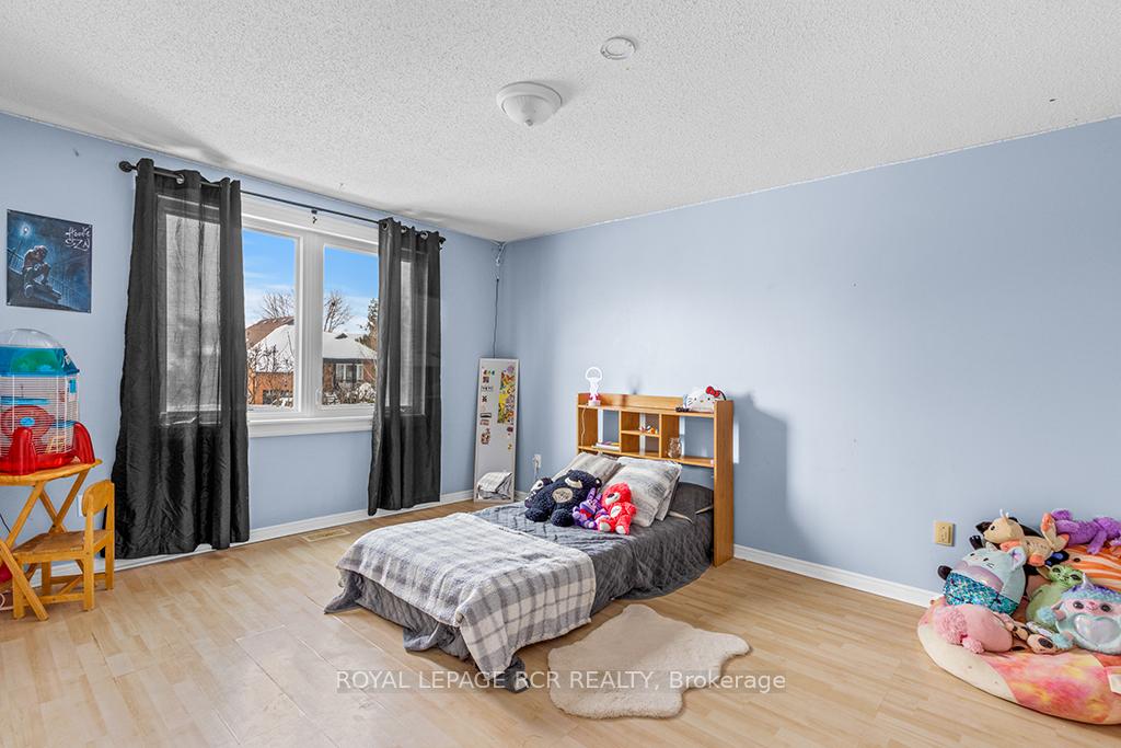 Photo 15 of 531 Park Avenue, Shelburne — HOMEH