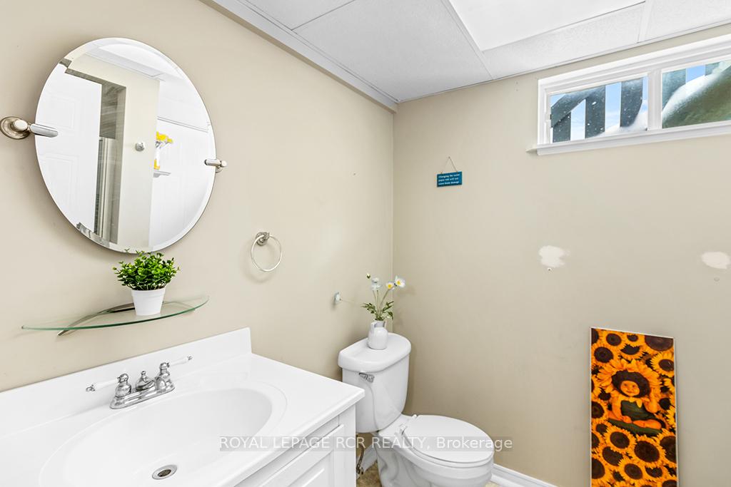 Photo 27 of 531 Park Avenue, Shelburne — HOMEH