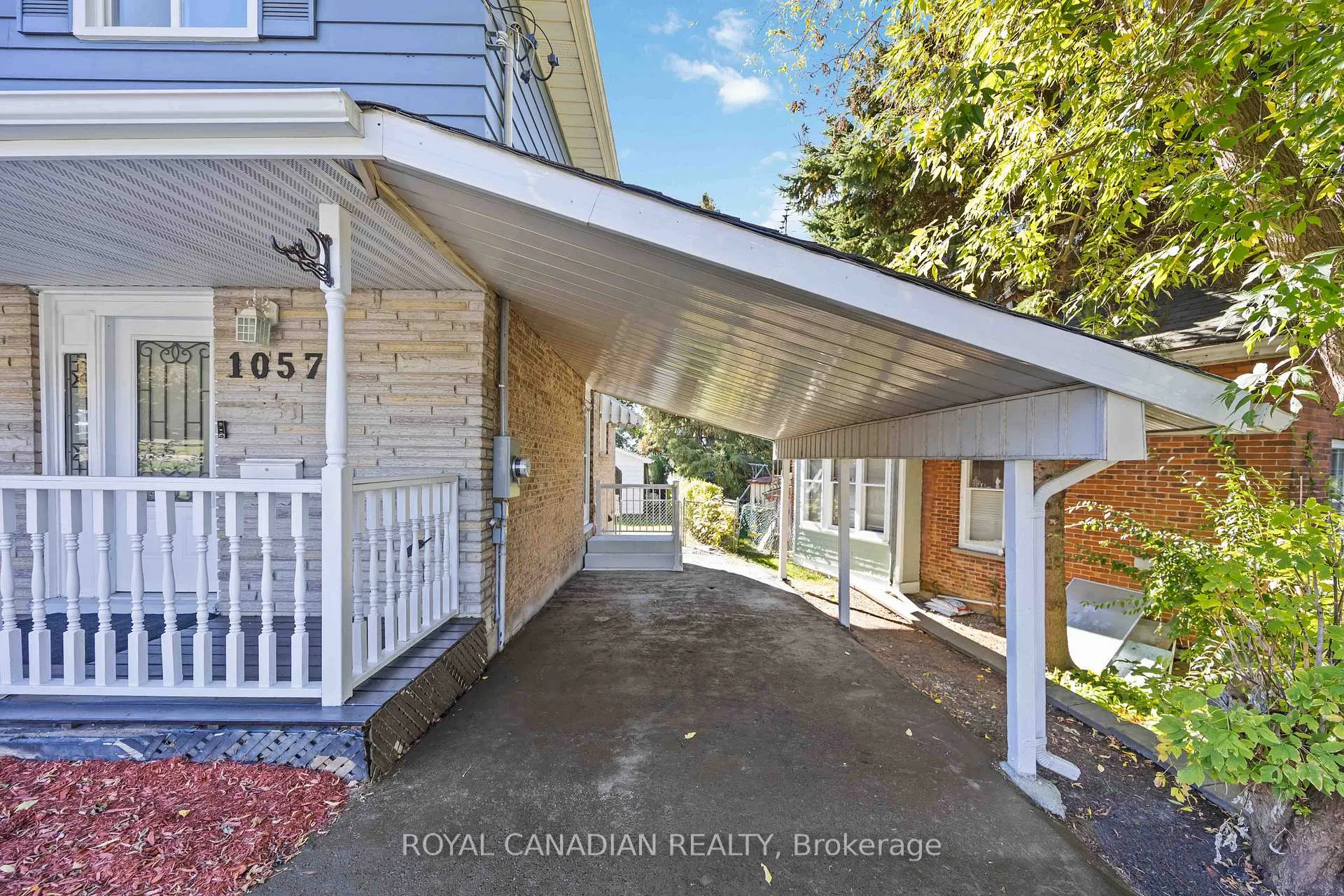 Photo 3 of 1057 King Street E, Oshawa, Donevan — HOMEH