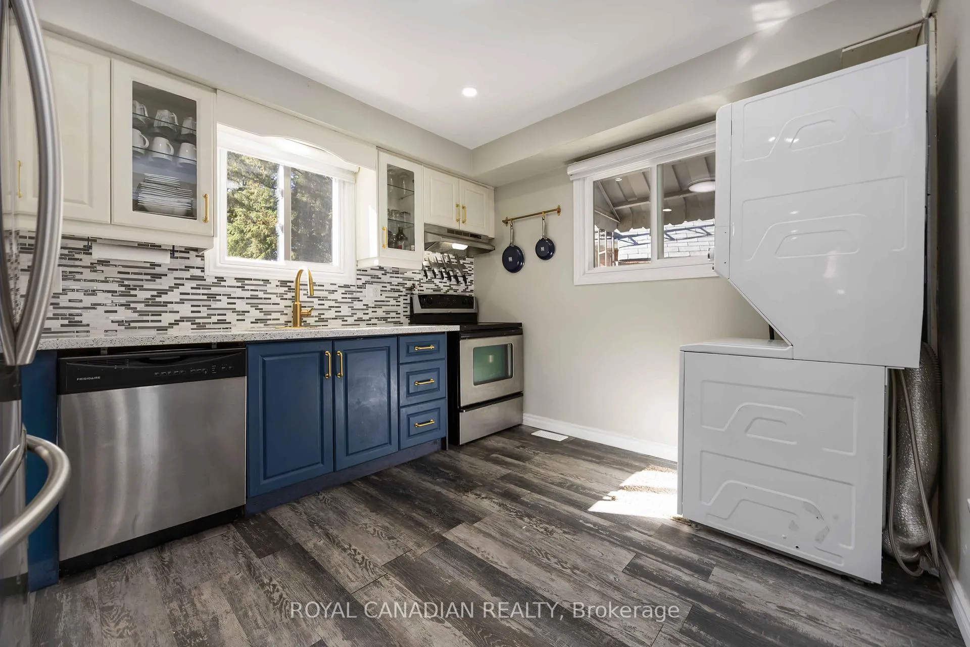Photo 11 of 1057 King Street E, Oshawa, Donevan — HOMEH