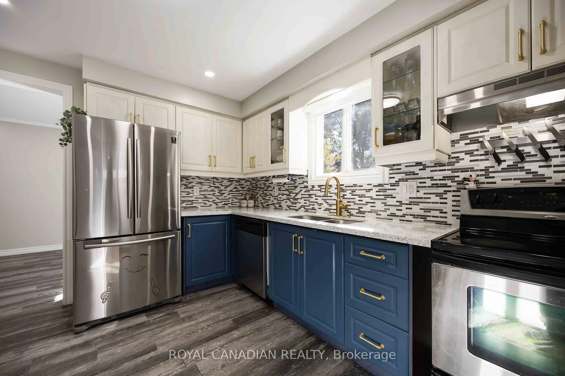 Photo 12 of 1057 King Street E, Oshawa, Donevan — HOMEH