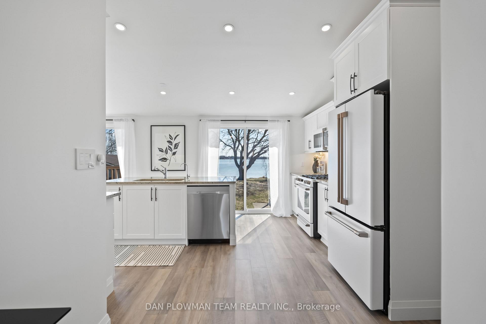 Photo 4 of 359 Carnegie Beach Road, Scugog, Rural Scugog — HOMEH