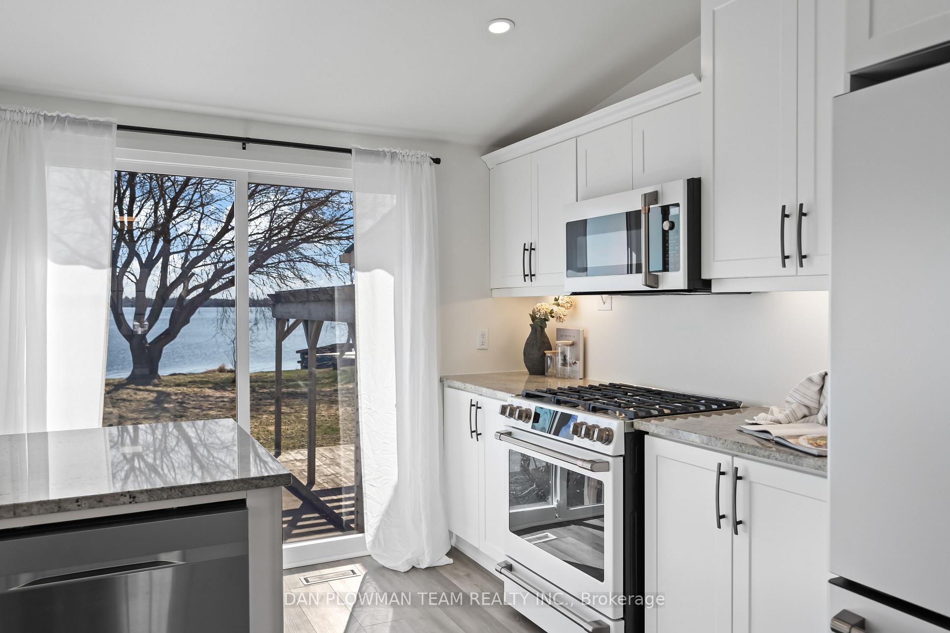 Photo 5 of 359 Carnegie Beach Road, Scugog, Rural Scugog — HOMEH