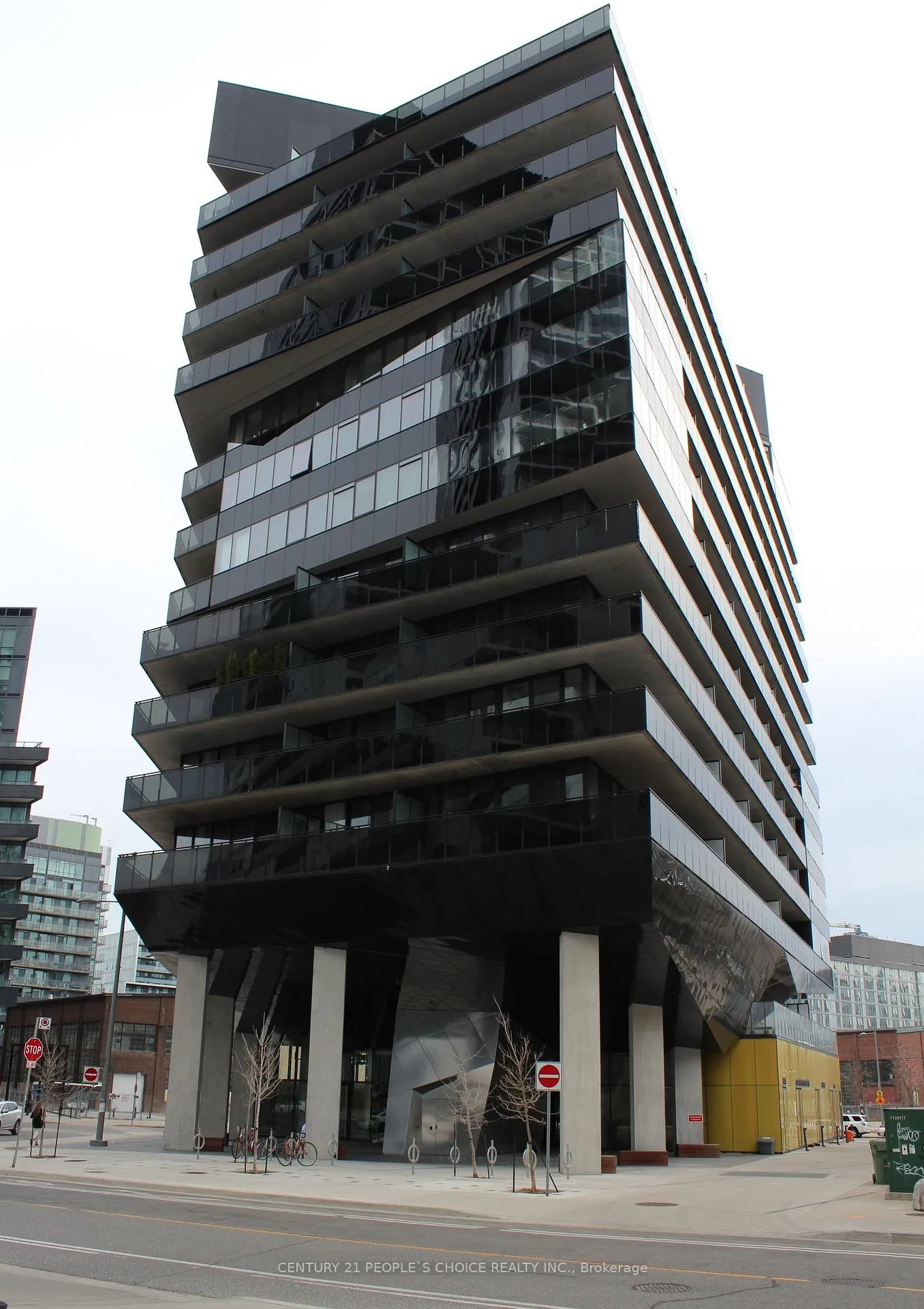 Front of Unit 910, 21 Lawren Harris Square