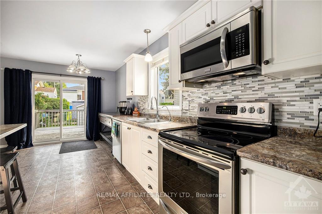 Photo 13 of 195 Harold Street, Smiths Falls — HOMEH