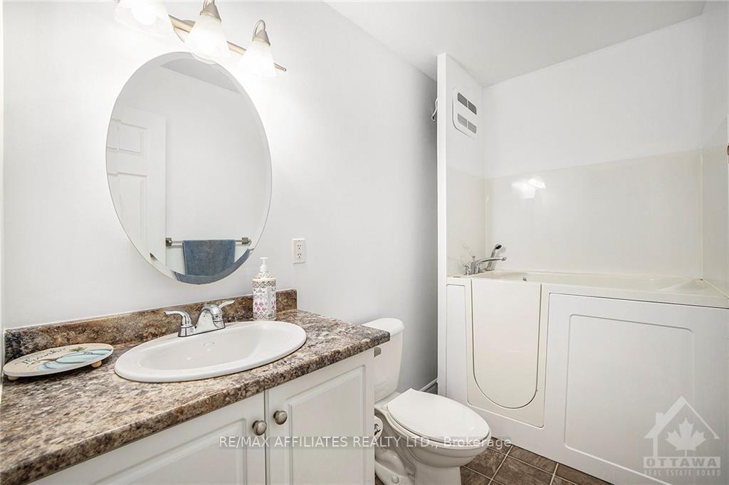 Photo 16 of 195 Harold Street, Smiths Falls — HOMEH