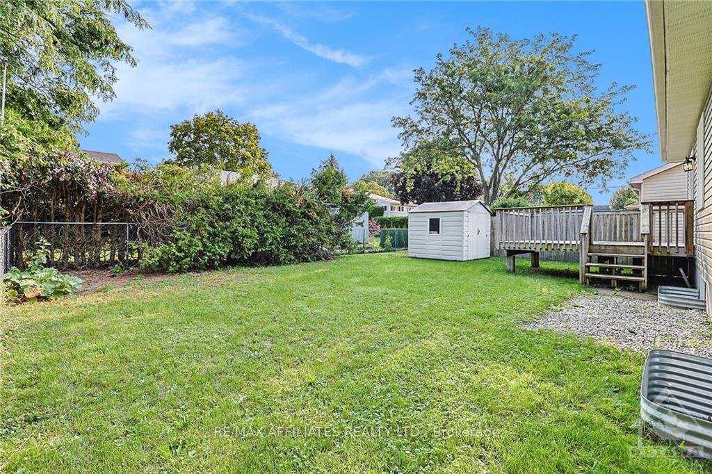 Photo 23 of 195 Harold Street, Smiths Falls — HOMEH