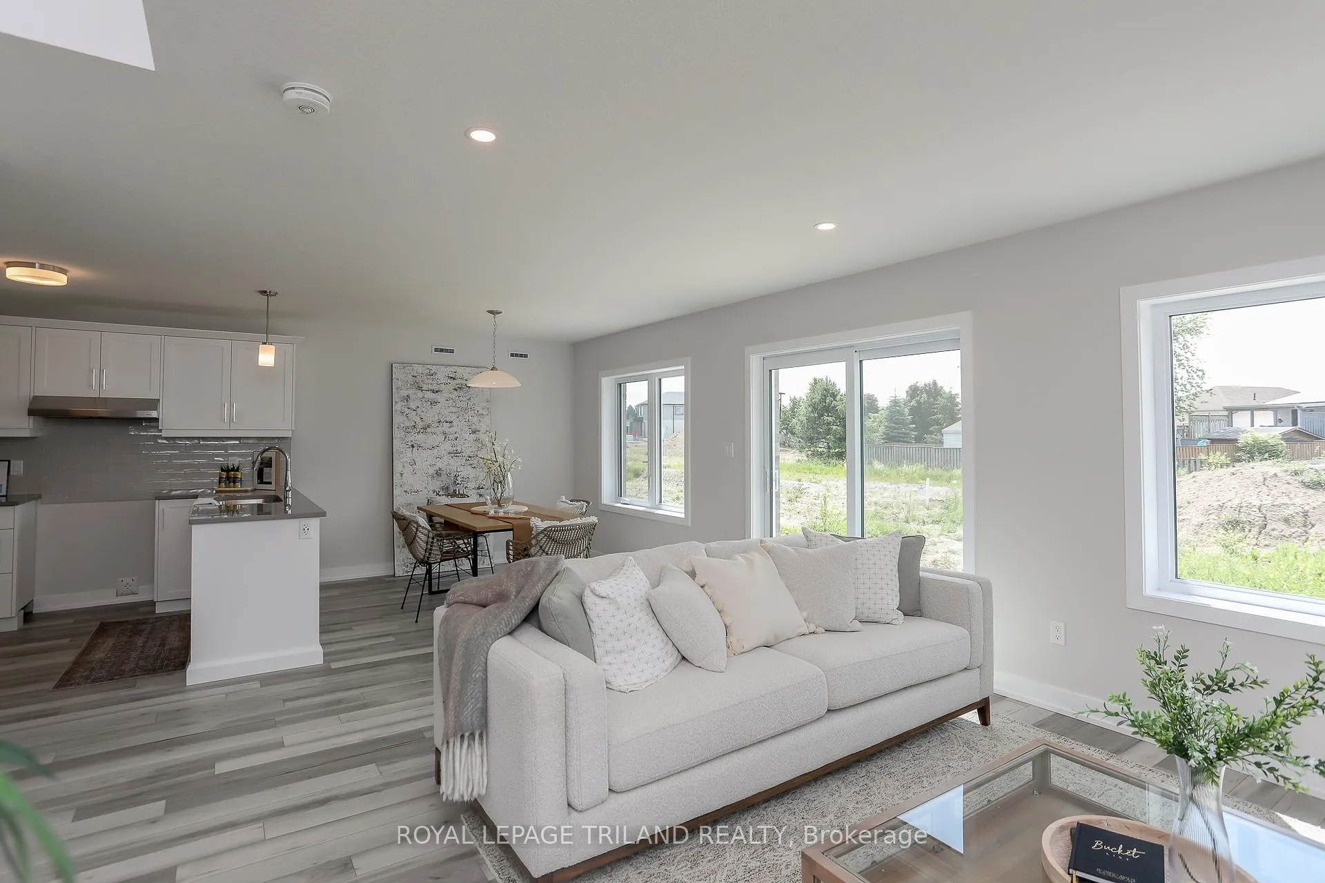 Photo 12 of 24 Harrow Lane, St. Thomas — HOMEH