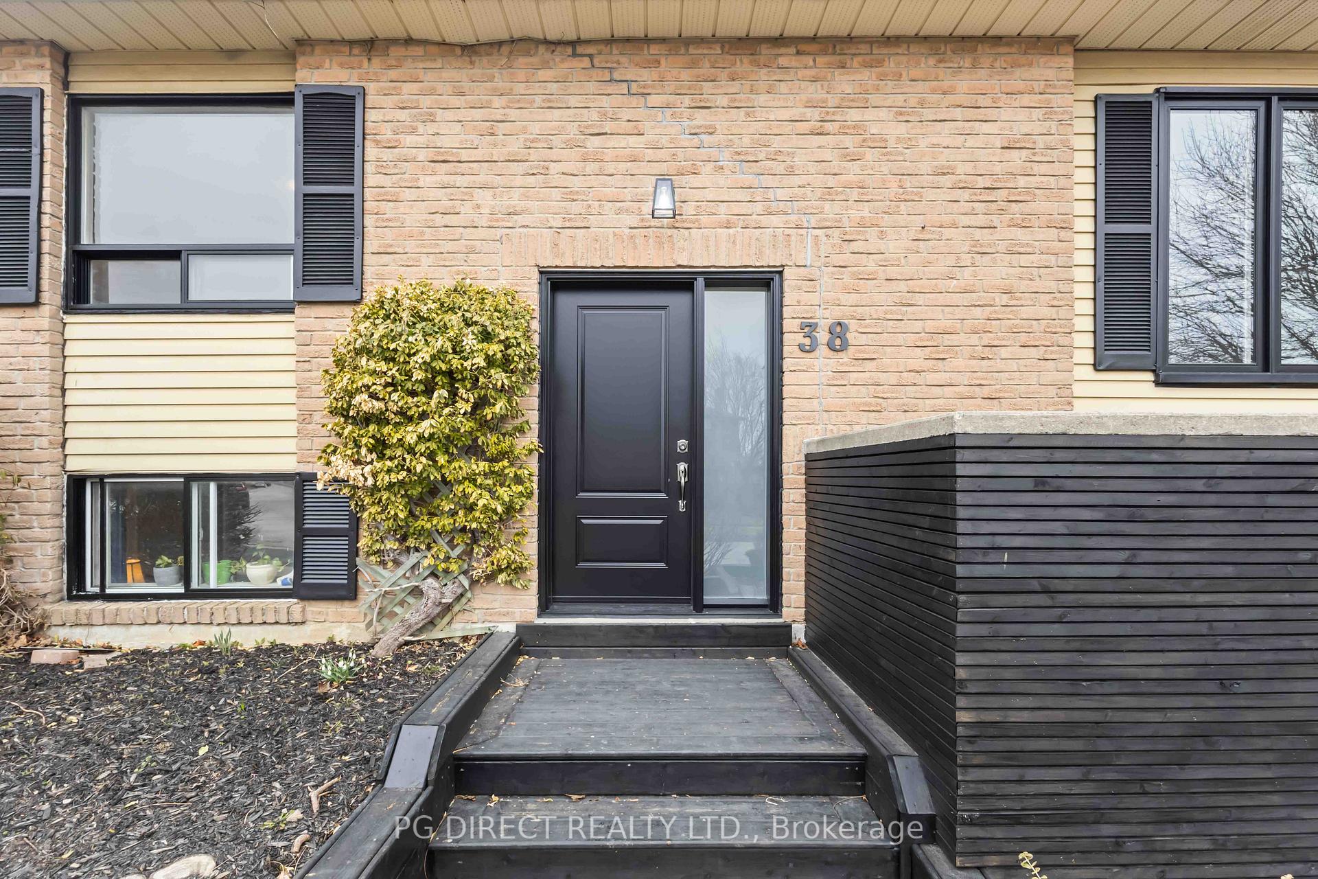 Photo 2 of 38 Orchard Road, Scugog, Port Perry — HOMEH