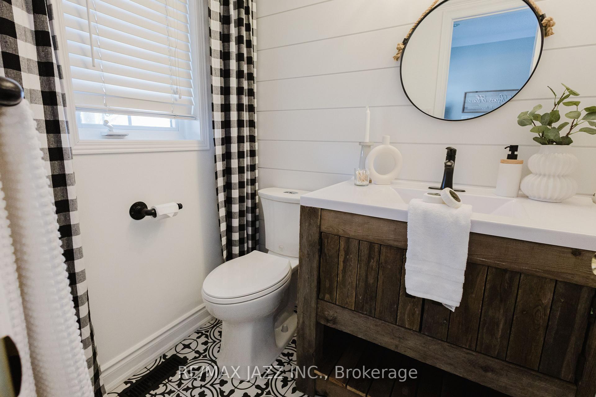 Photo 5 of 59 Anders Drive, Scugog, Port Perry — HOMEH