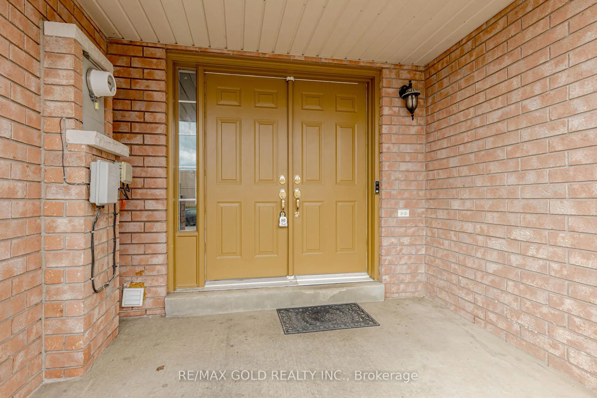 Photo 5 of 154 Brussels Avenue, Brampton, Sandringham-Wellington — HOMEH