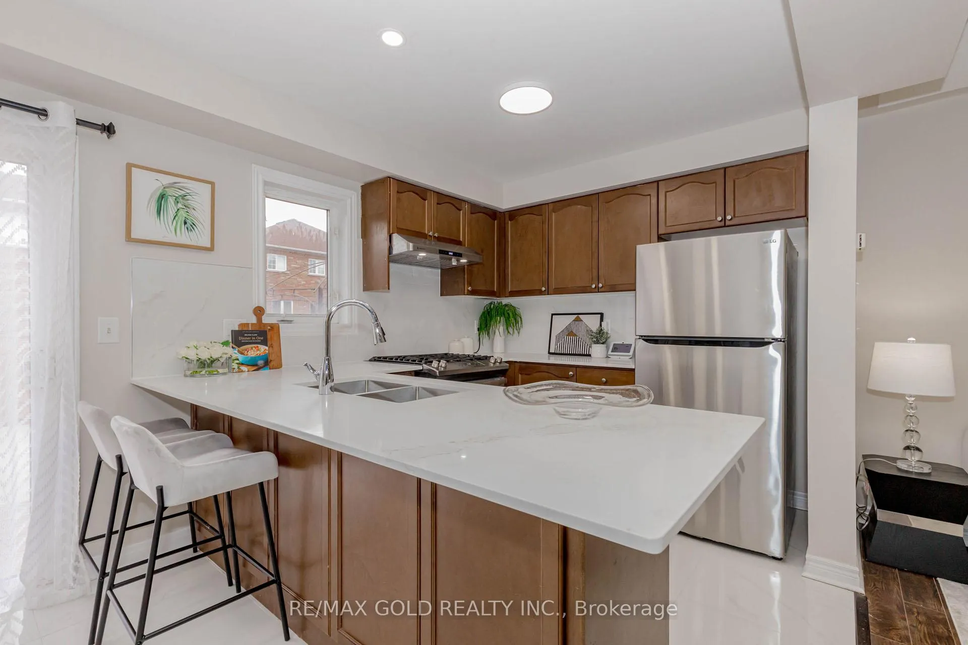 Photo 20 of 154 Brussels Avenue, Brampton, Sandringham-Wellington — HOMEH