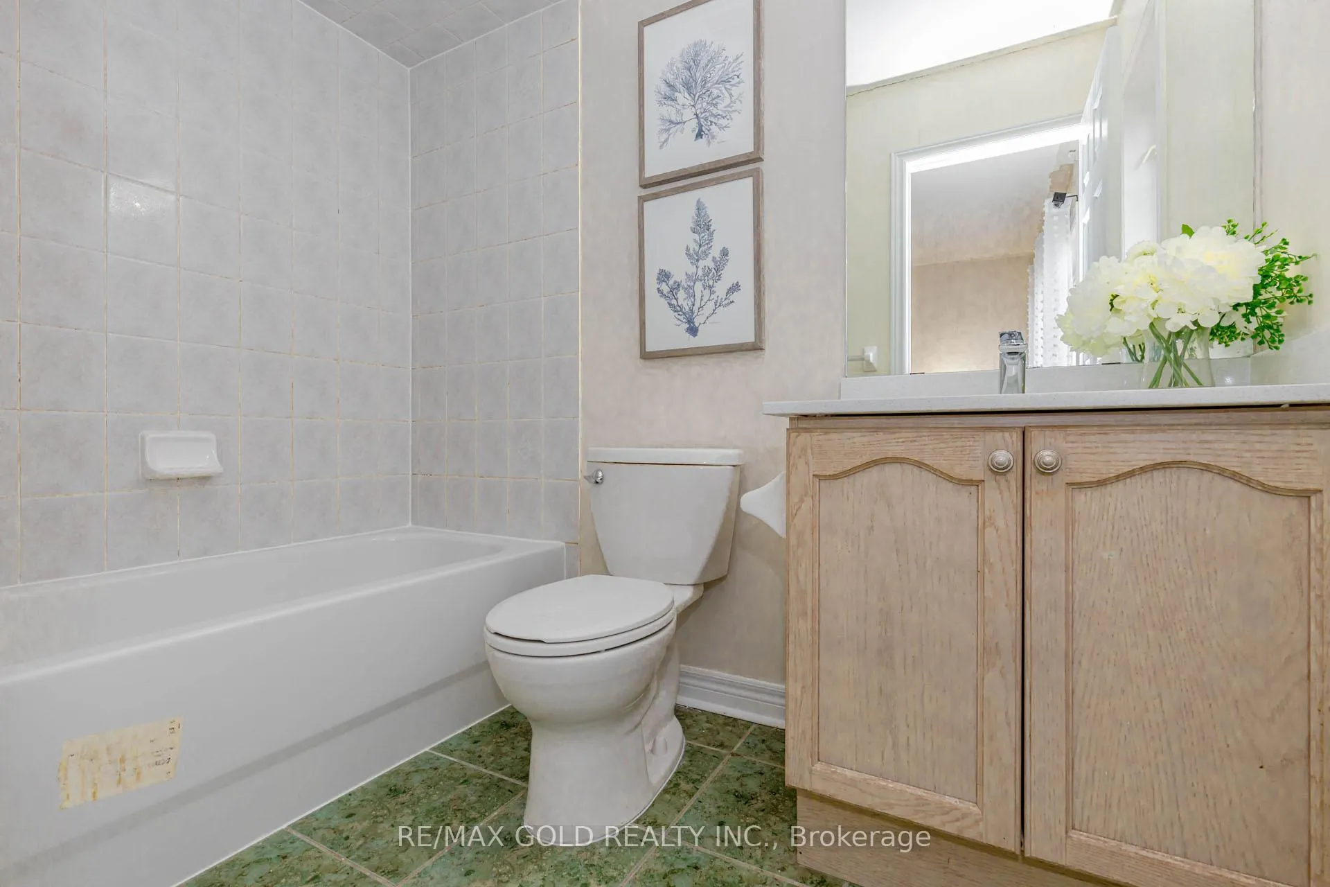 Photo 28 of 154 Brussels Avenue, Brampton, Sandringham-Wellington — HOMEH