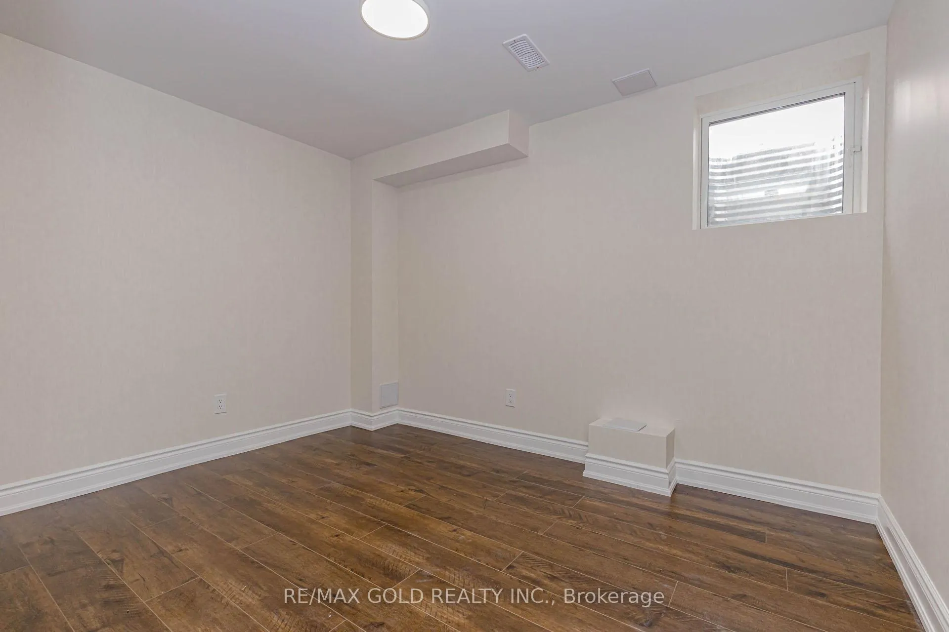 Photo 41 of 154 Brussels Avenue, Brampton, Sandringham-Wellington — HOMEH
