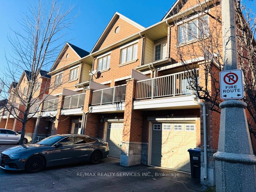 Photo 22 of 29 Peach Drive, Brampton, Sandringham-Wellington — HOMEH