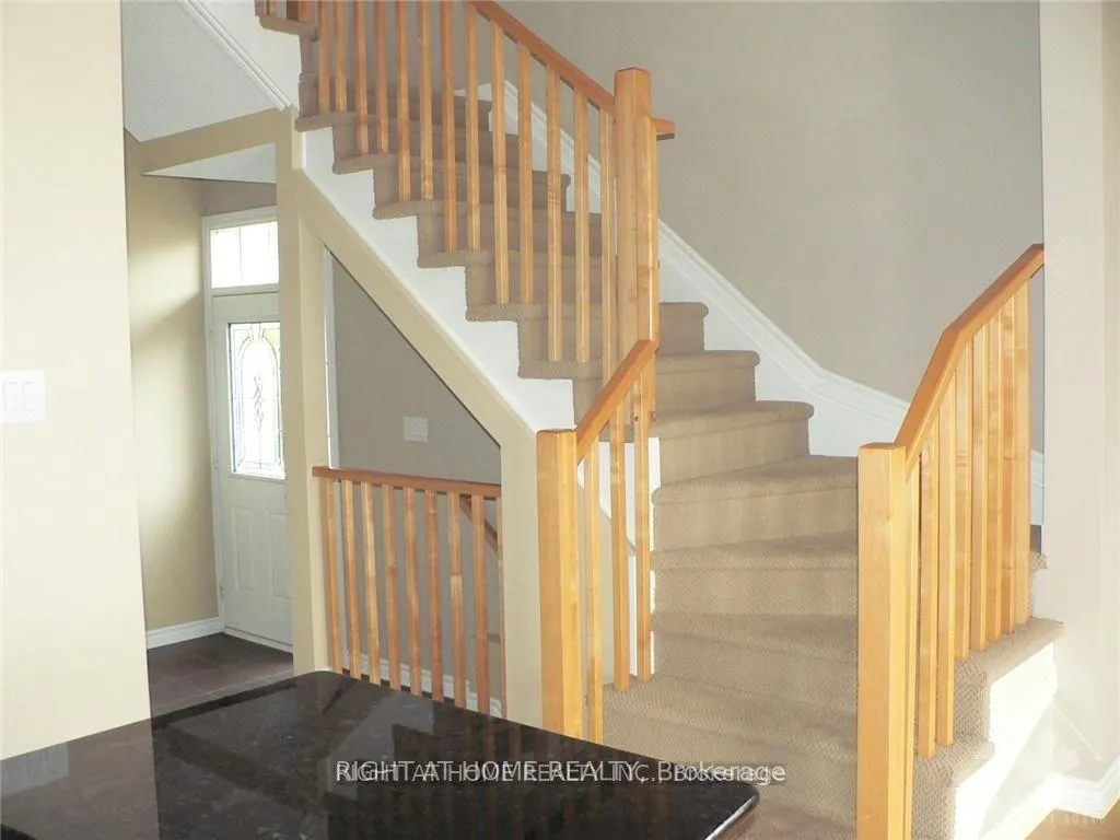 Photo 8 of 476 Foxhall Way, Ottawa, Kanata - Bridlewood — HOMEH