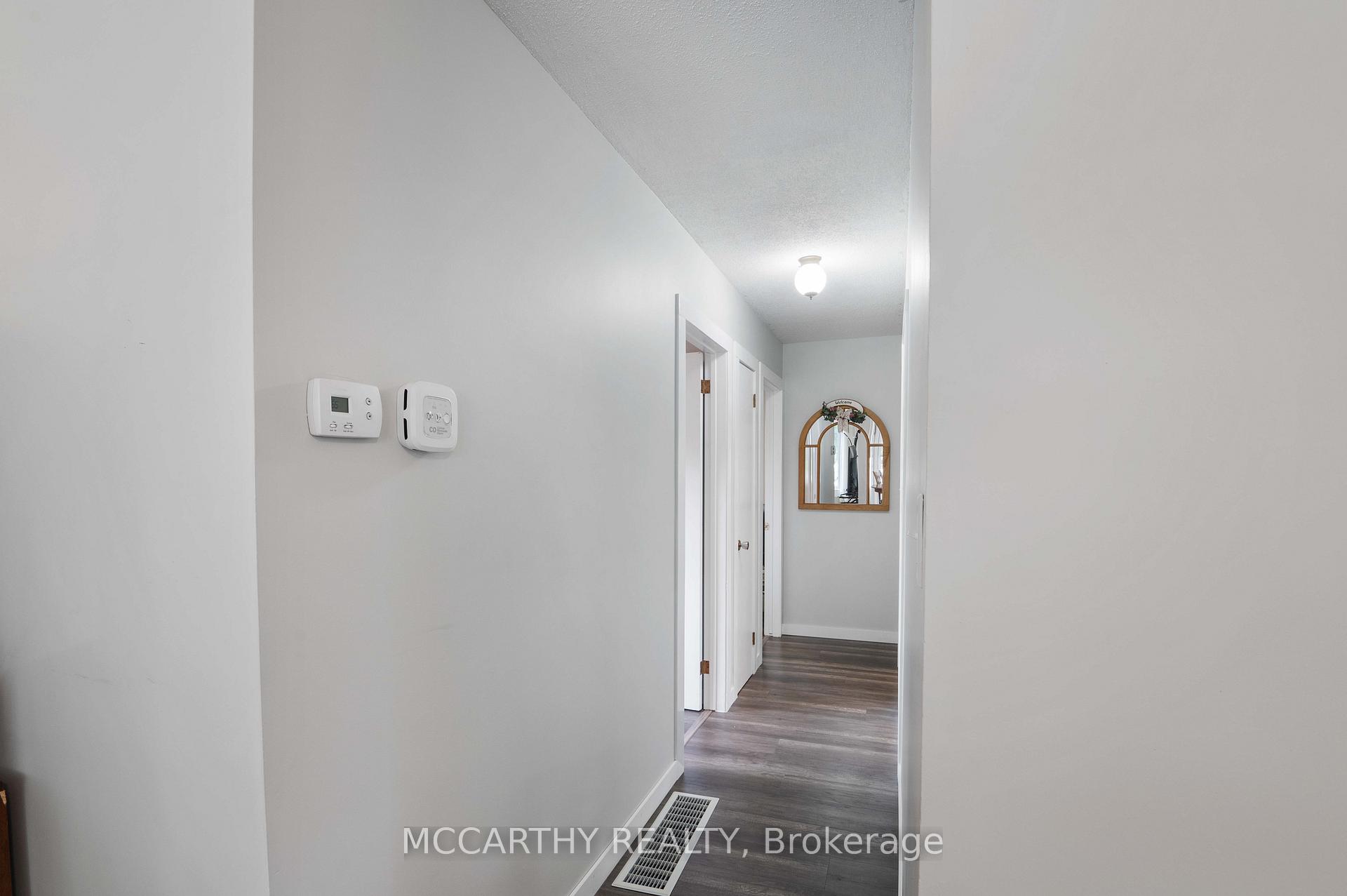 Photo 7 of 433 First Avenue E, Shelburne — HOMEH