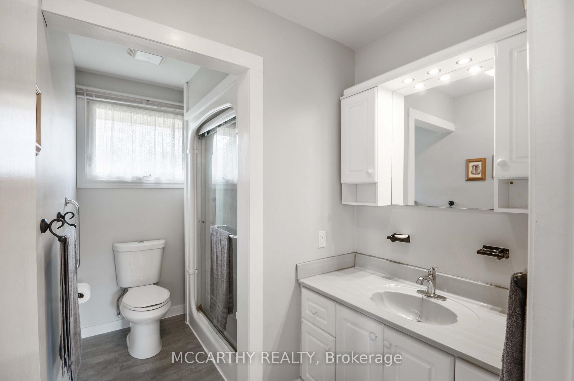 Photo 8 of 433 First Avenue E, Shelburne — HOMEH