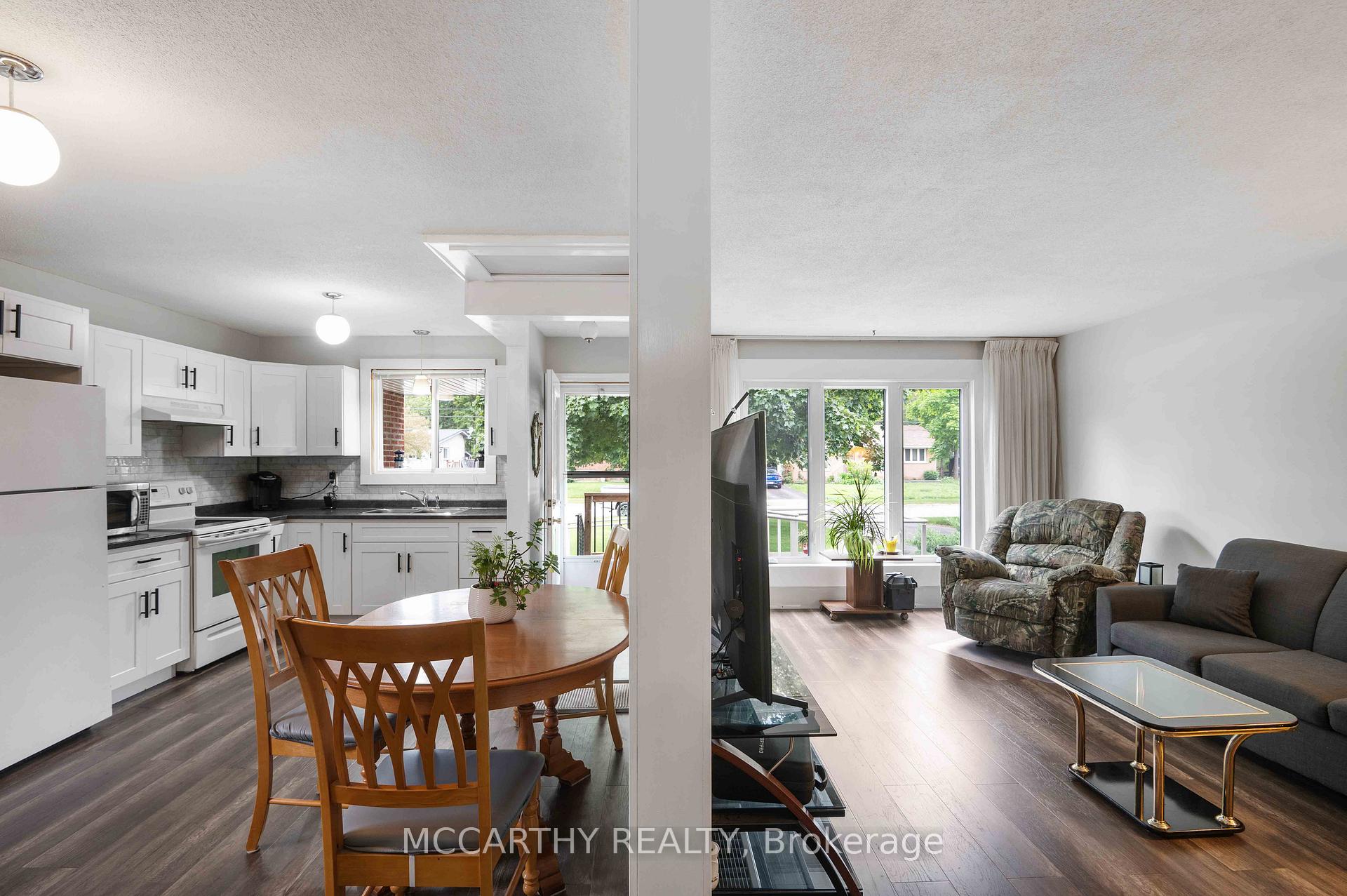 Photo 14 of 433 First Avenue E, Shelburne — HOMEH