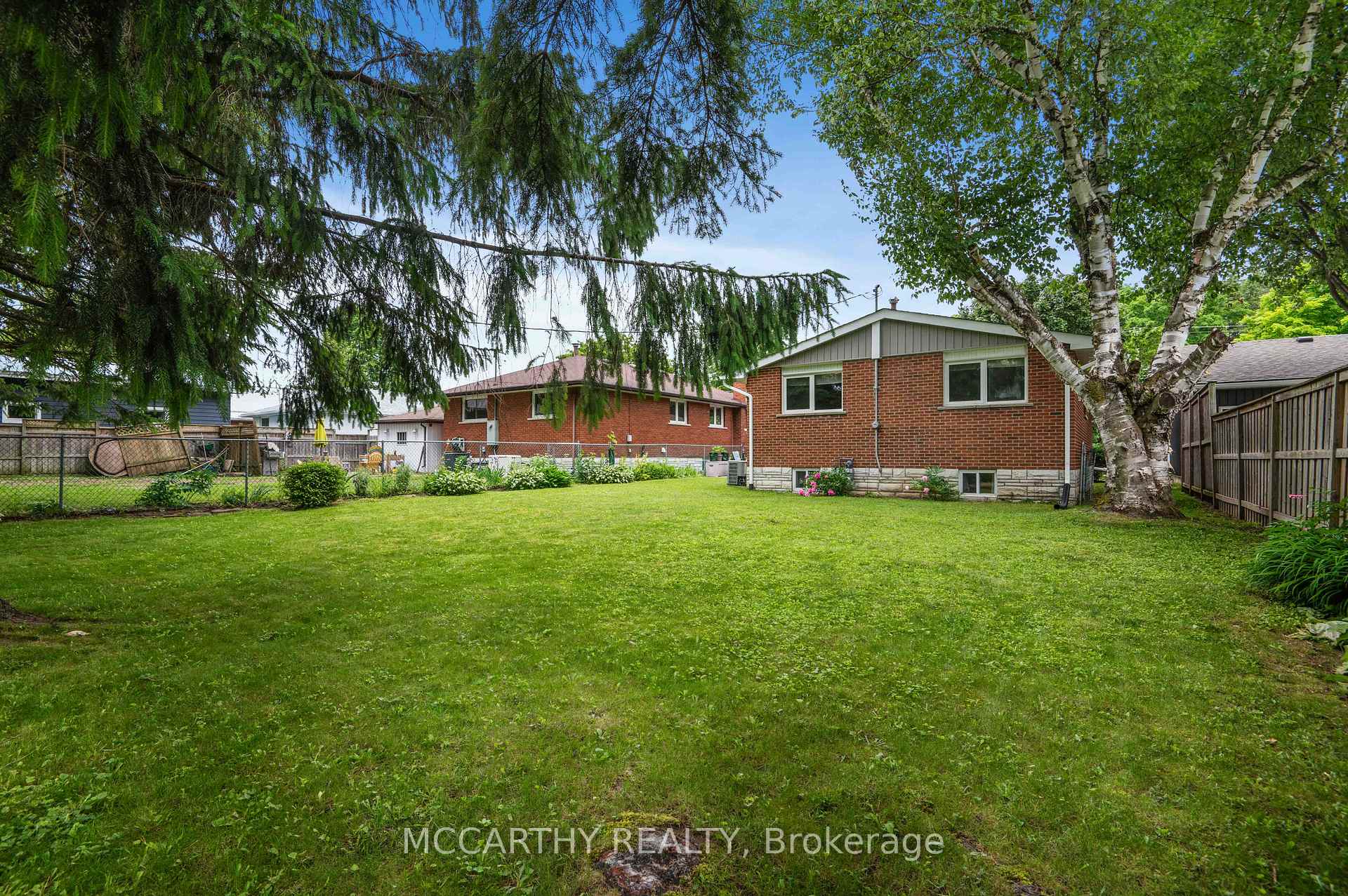 Photo 35 of 433 First Avenue E, Shelburne — HOMEH