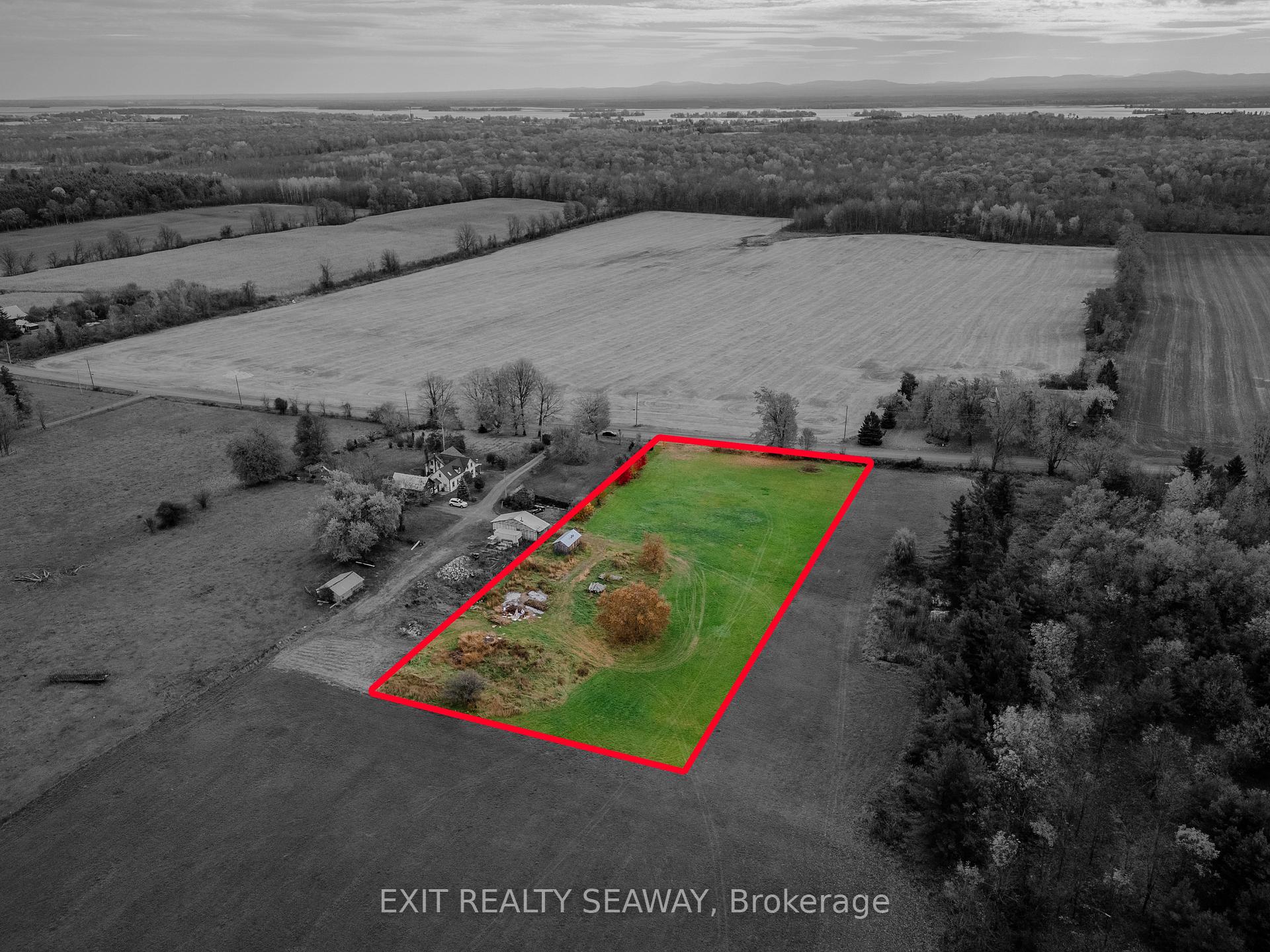 Photo 2 of 0000 Paragon Road, South Glengarry, South Glengarry (Charlottenburgh) Twp — HOMEH