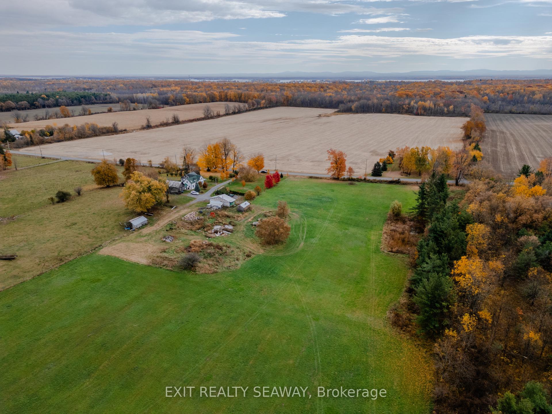 Photo 7 of 0000 Paragon Road, South Glengarry, South Glengarry (Charlottenburgh) Twp — HOMEH