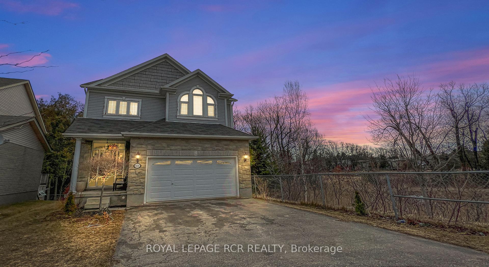Photo 1 of 404 Rintoul Crescent, Shelburne — HOMEH