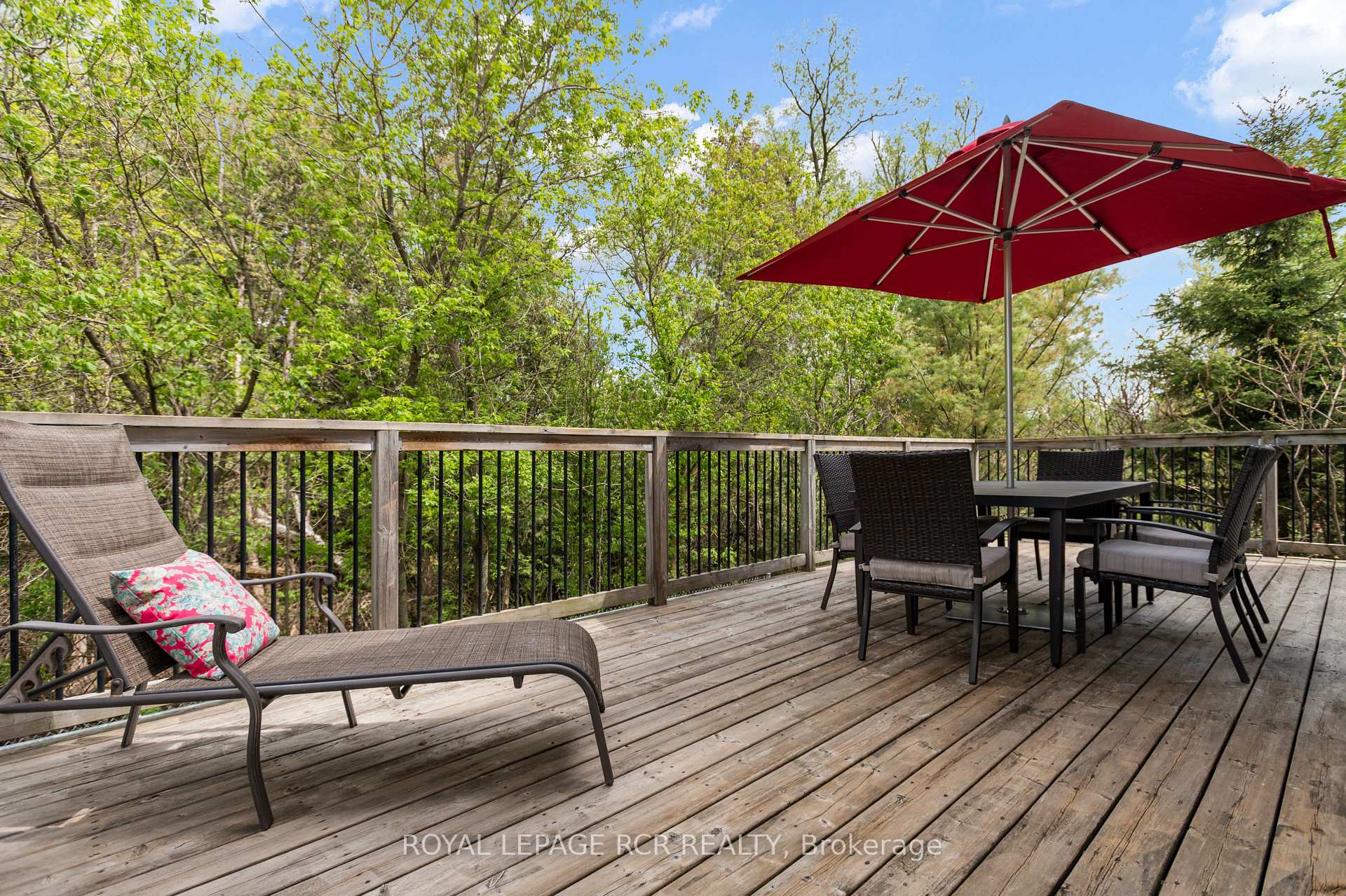 Photo 7 of 404 Rintoul Crescent, Shelburne — HOMEH