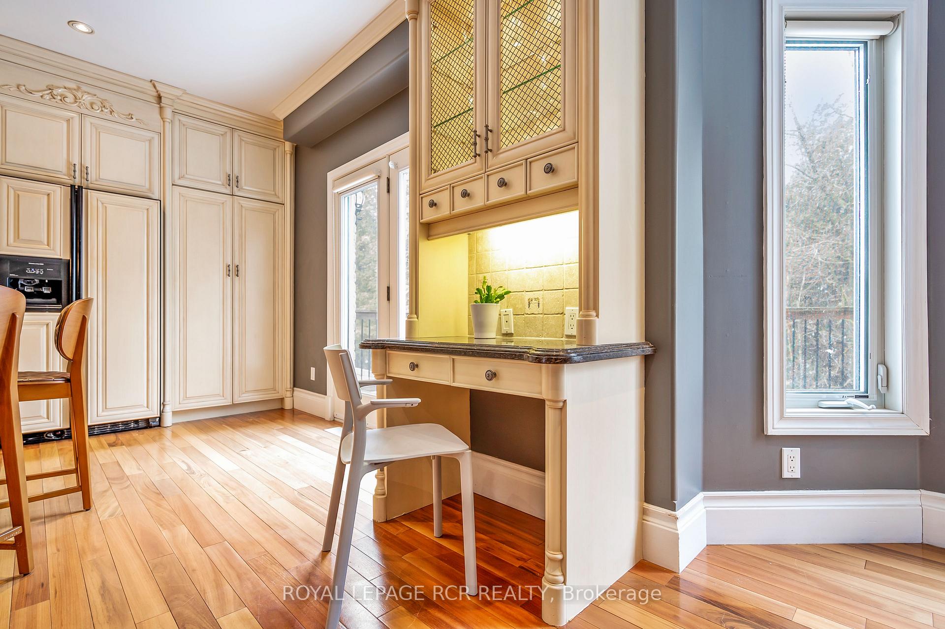 Photo 9 of 404 Rintoul Crescent, Shelburne — HOMEH