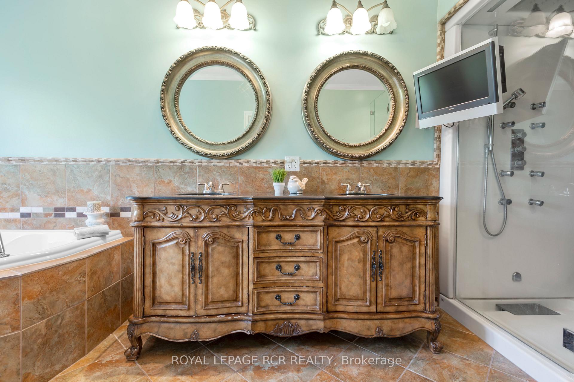 Photo 17 of 404 Rintoul Crescent, Shelburne — HOMEH