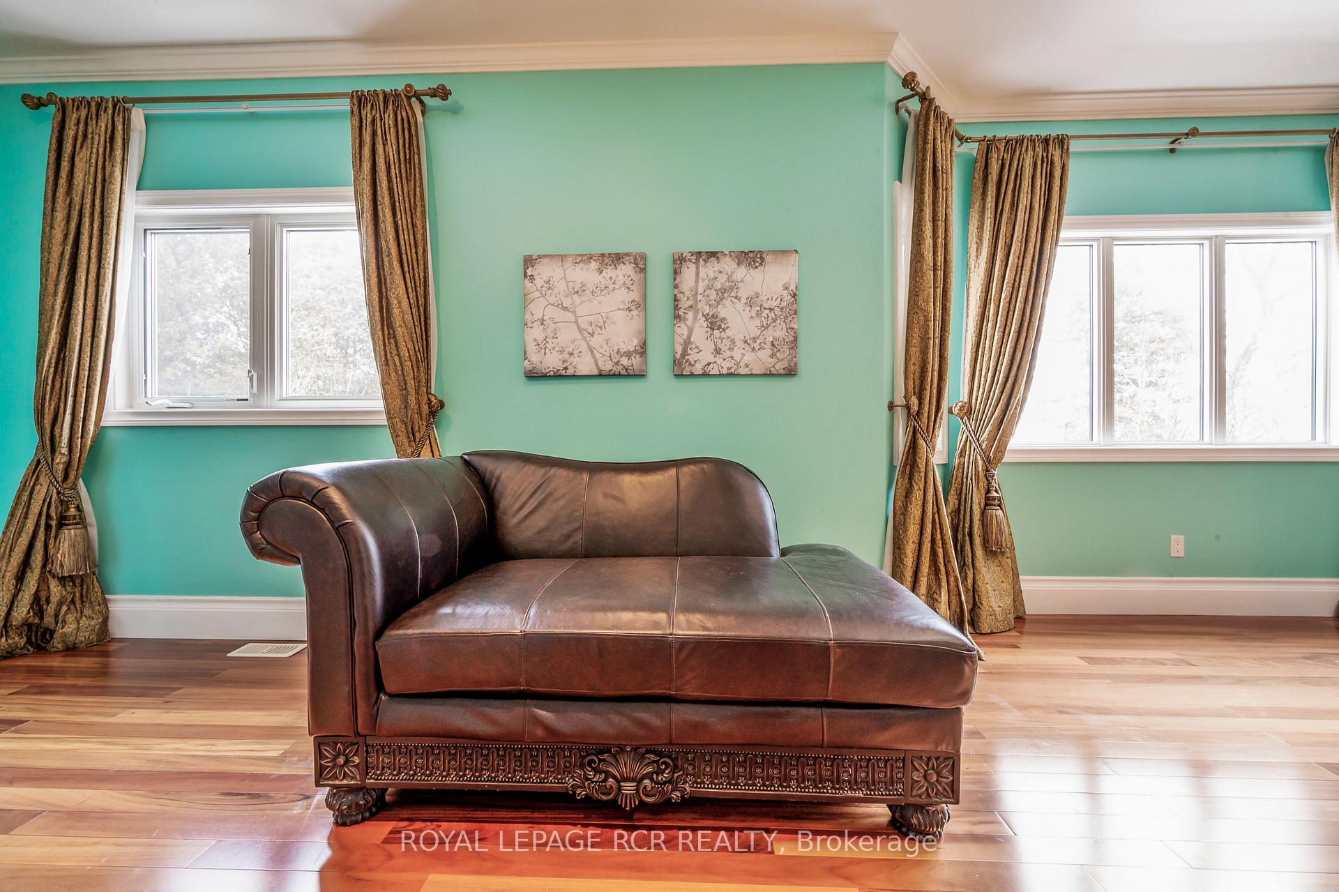 Photo 20 of 404 Rintoul Crescent, Shelburne — HOMEH