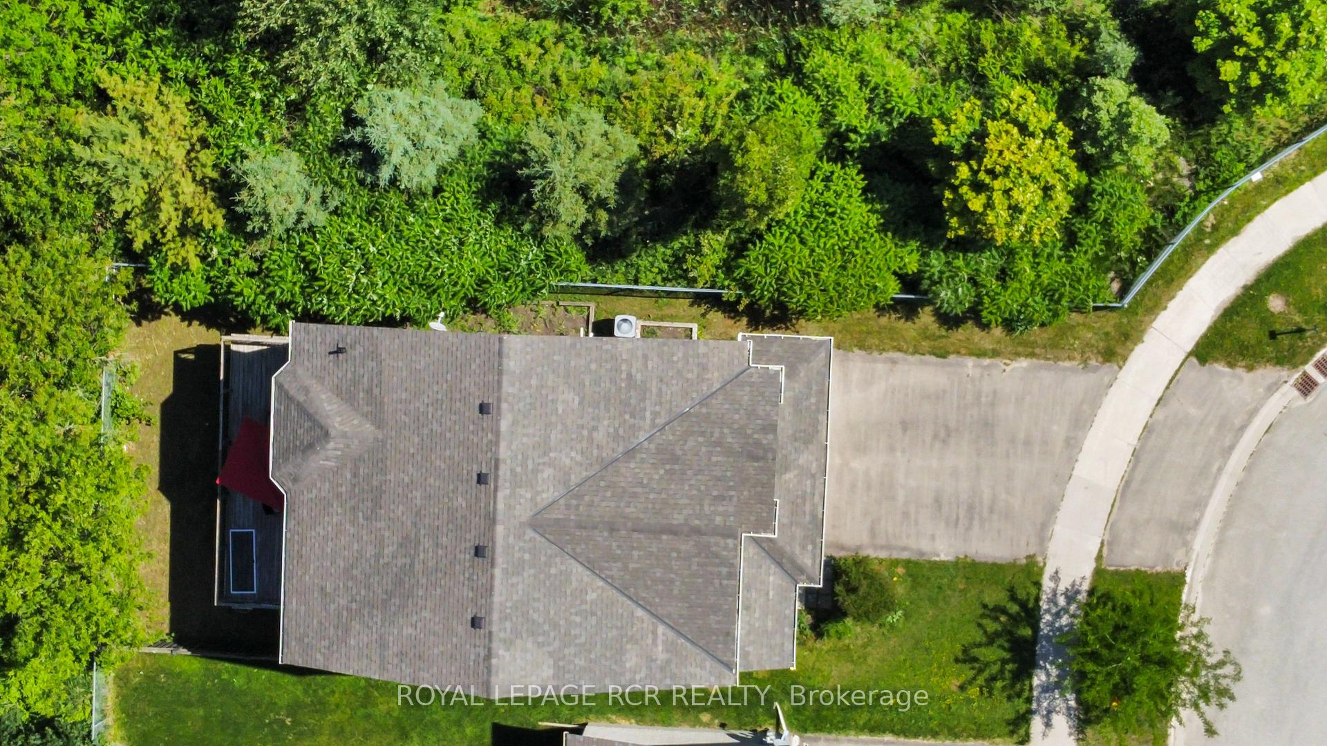 Photo 35 of 404 Rintoul Crescent, Shelburne — HOMEH