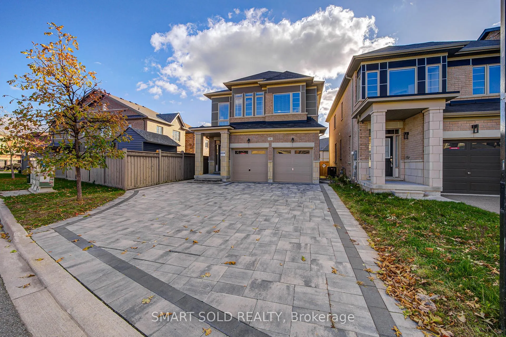 Photo 2 of 99 Chouinard Way, Aurora, Rural Aurora — HOMEH