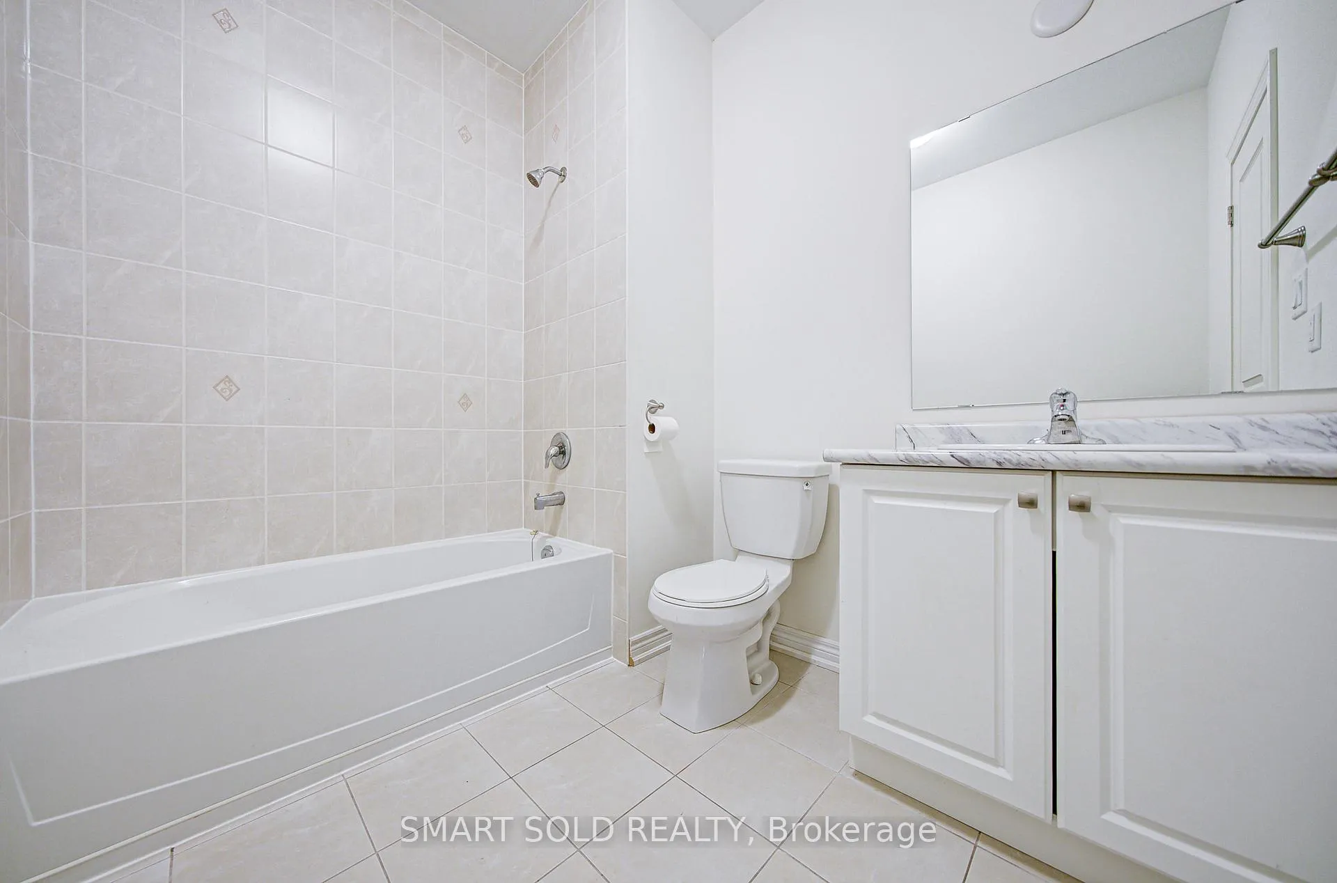 Photo 27 of 99 Chouinard Way, Aurora, Rural Aurora — HOMEH
