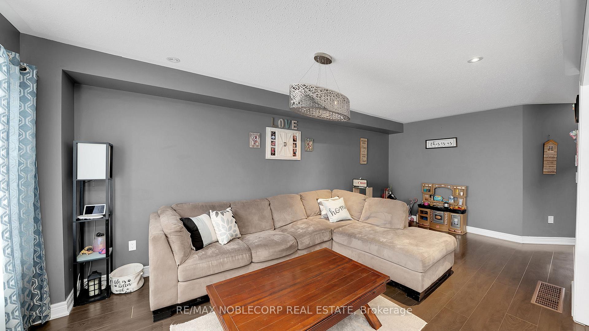 Photo 7 of 901 Cook Crescent, Shelburne — HOMEH