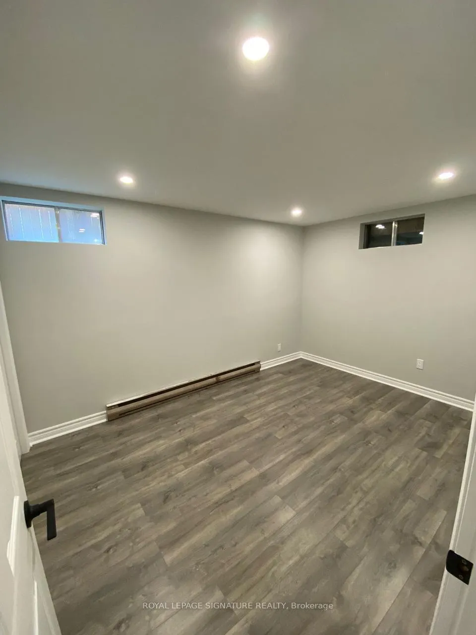 Photo 6 of 48 Homefield Square, Clarington, Courtice — HOMEH