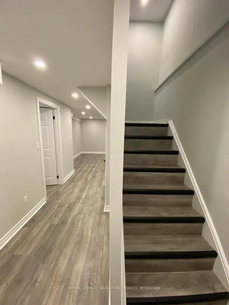 Photo 24 of 48 Homefield Square, Clarington, Courtice — HOMEH