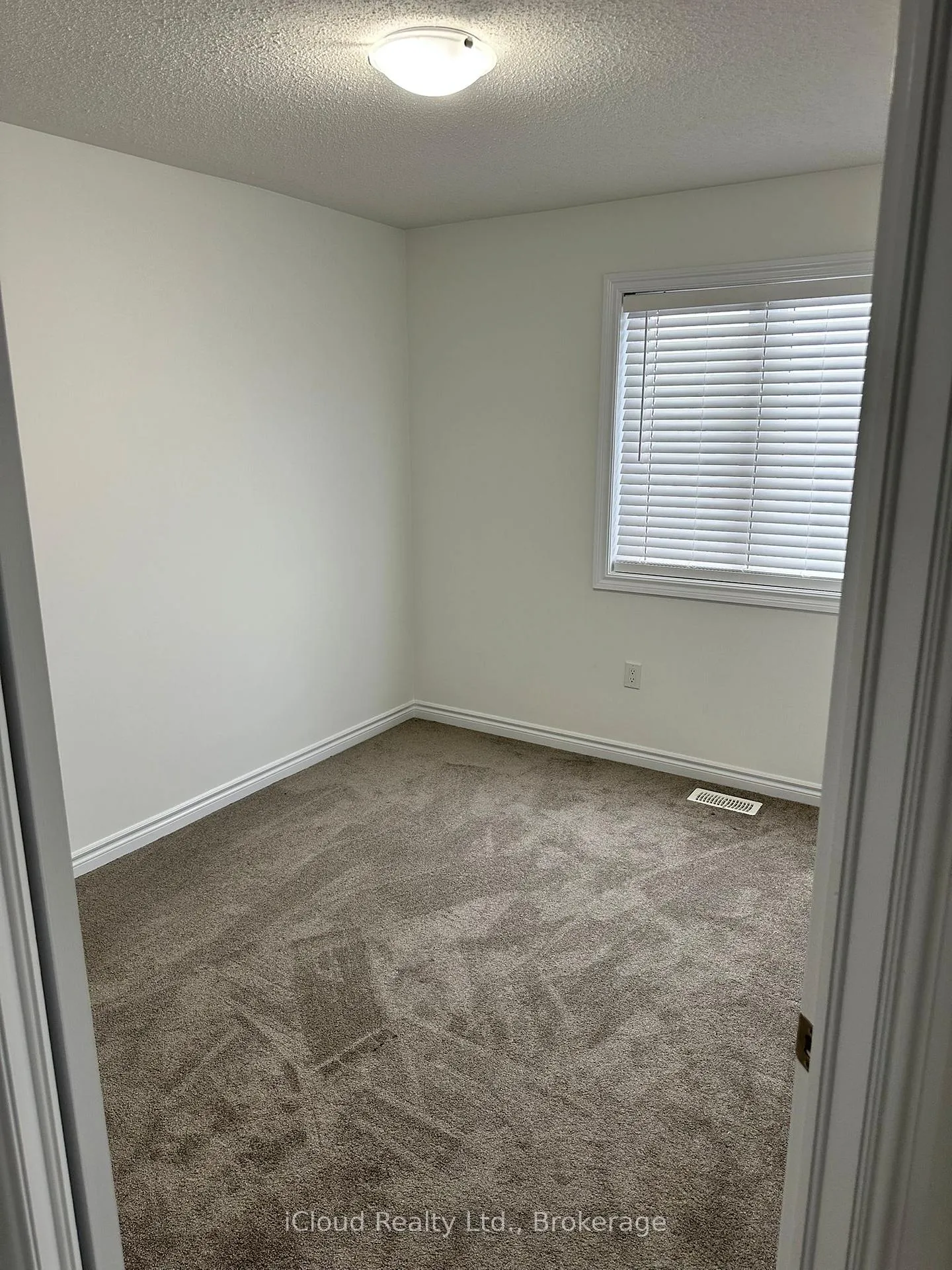 Photo 15 of 66 Todd Crescent, Southgate — HOMEH