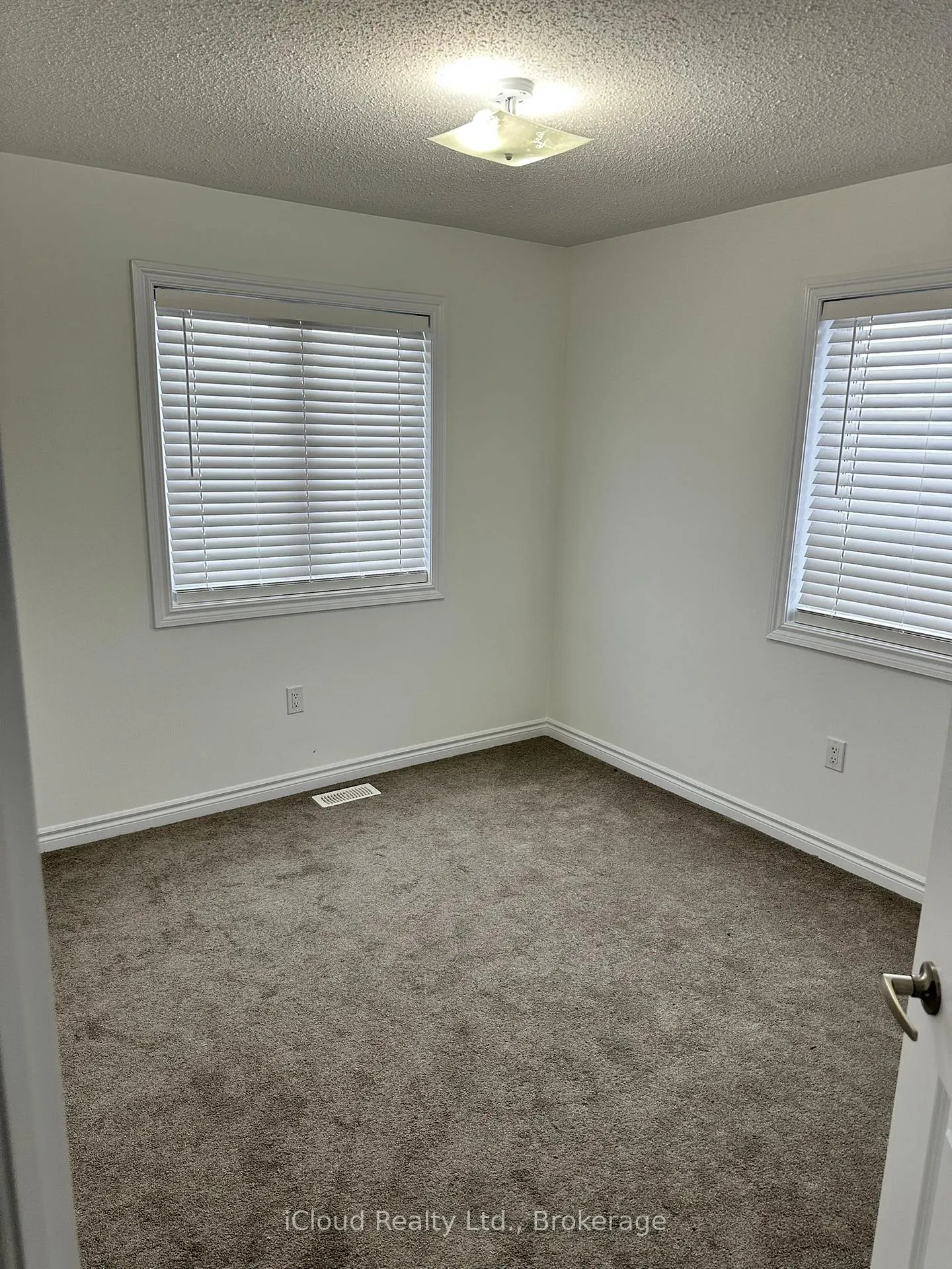 Photo 17 of 66 Todd Crescent, Southgate — HOMEH