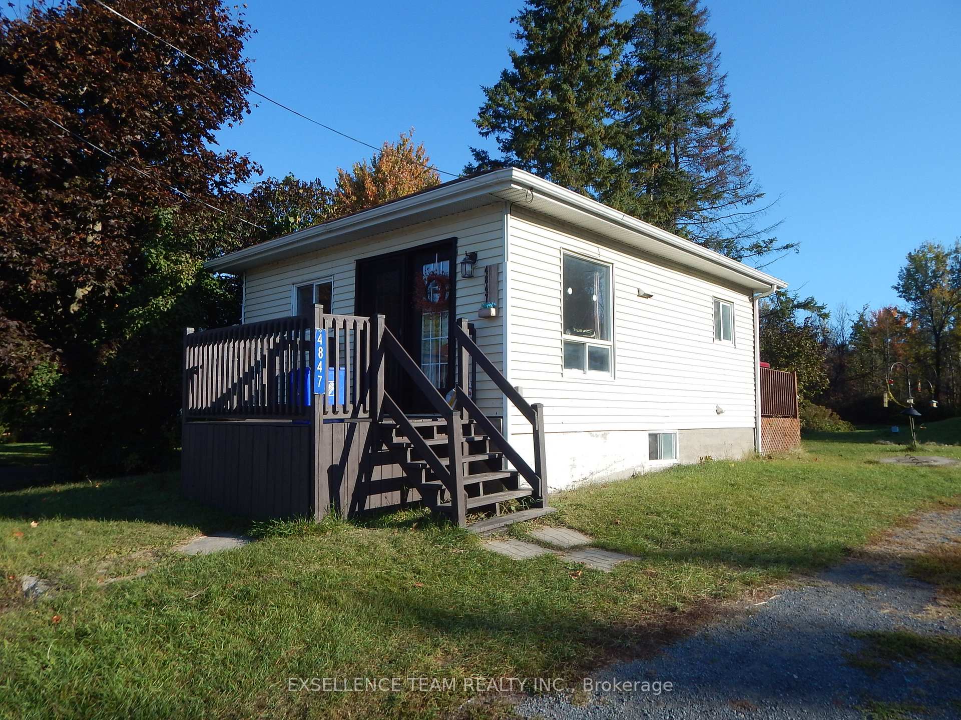 Photo 2 of 4847 County Rd 20, South Glengarry, South Glengarry (Charlottenburgh) Twp — HOMEH