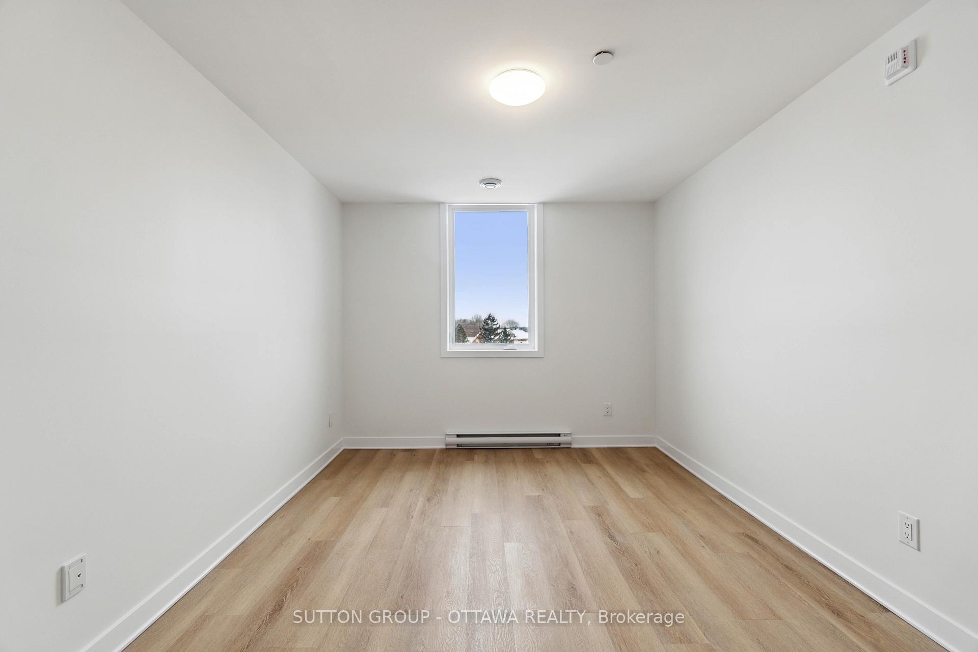 Photo 13 of Unit 411, 7 Maple Avenue, Smiths Falls — HOMEH