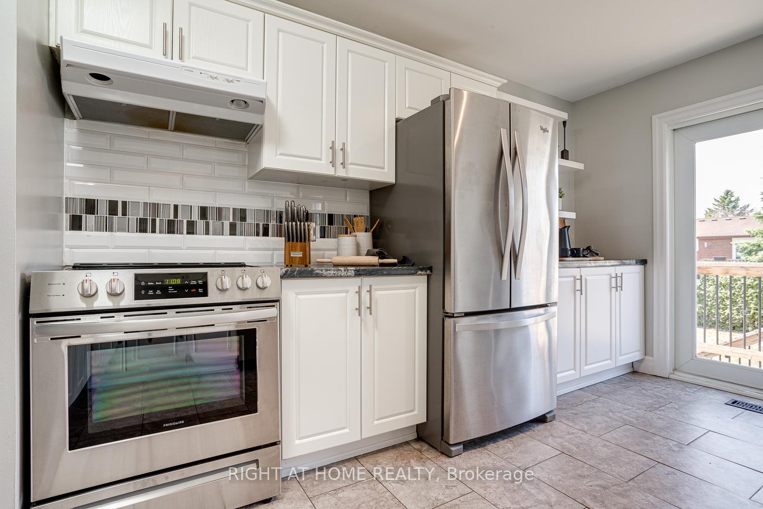 Photo 10 of 84 Carnegie Street, Scugog, Port Perry — HOMEH