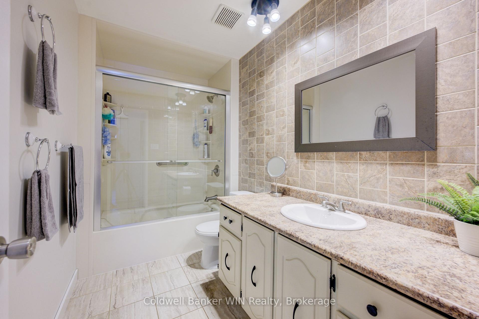 Photo 14 of 123 Ann Street, Shelburne — HOMEH
