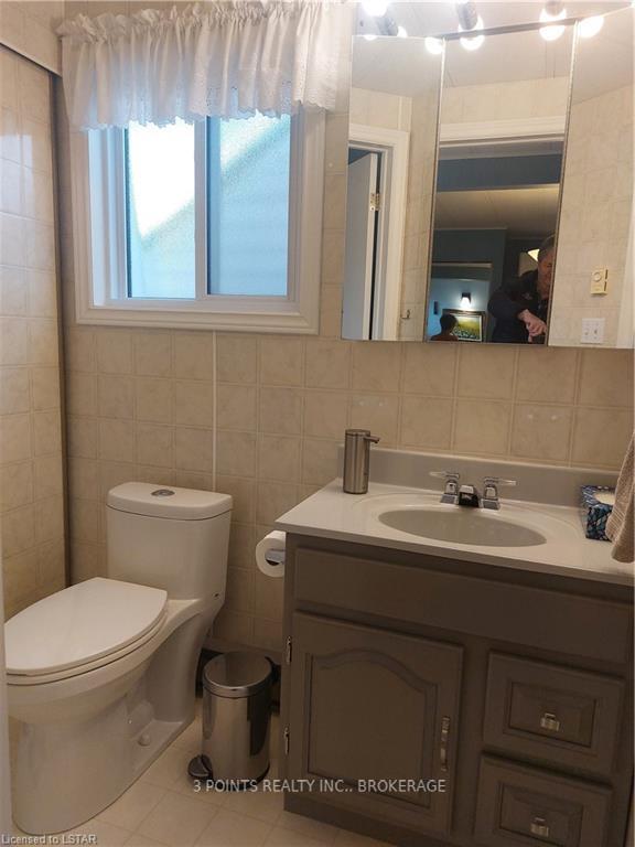 Photo 17 of 231 Pebble Beach Parkway, South Huron, Stephen — HOMEH