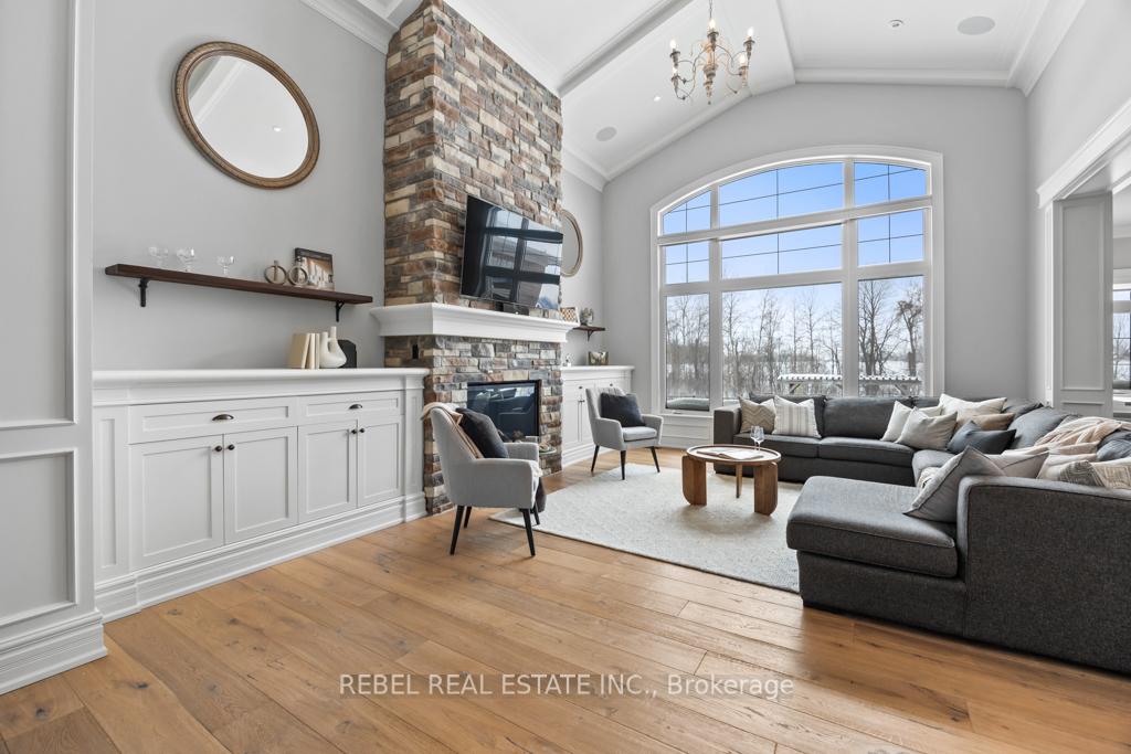 Photo 9 of 27 Clyde Court, Scugog, Port Perry — HOMEH